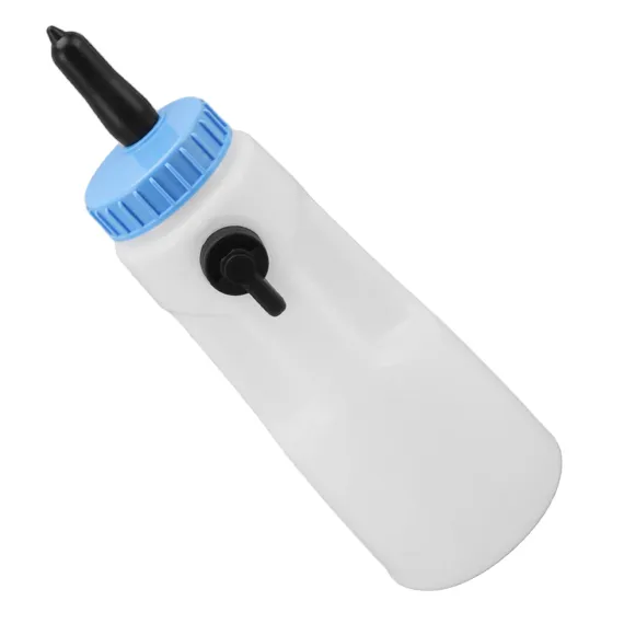 2.5L Vertical Calf Feeding Bottle with Handle Strong Sealing PE Calf Nursing Bottle for Lambs Calves Other Animals image: 5